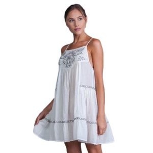 Q&A Cotton Summer Flowy Dress**Small (but flowy)